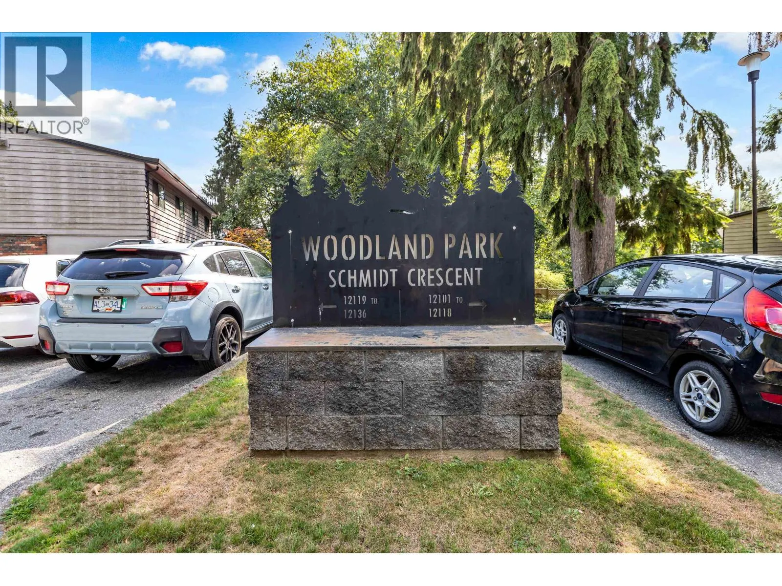 22 12122 SCHMIDT CRESCENT