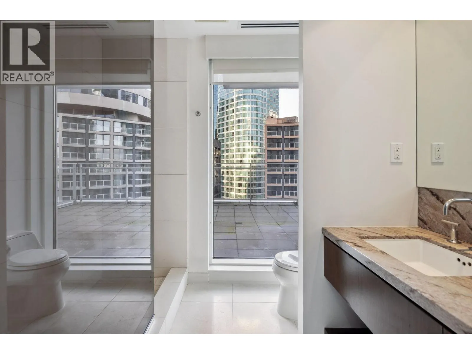 1401 1139 W CORDOVA STREET
