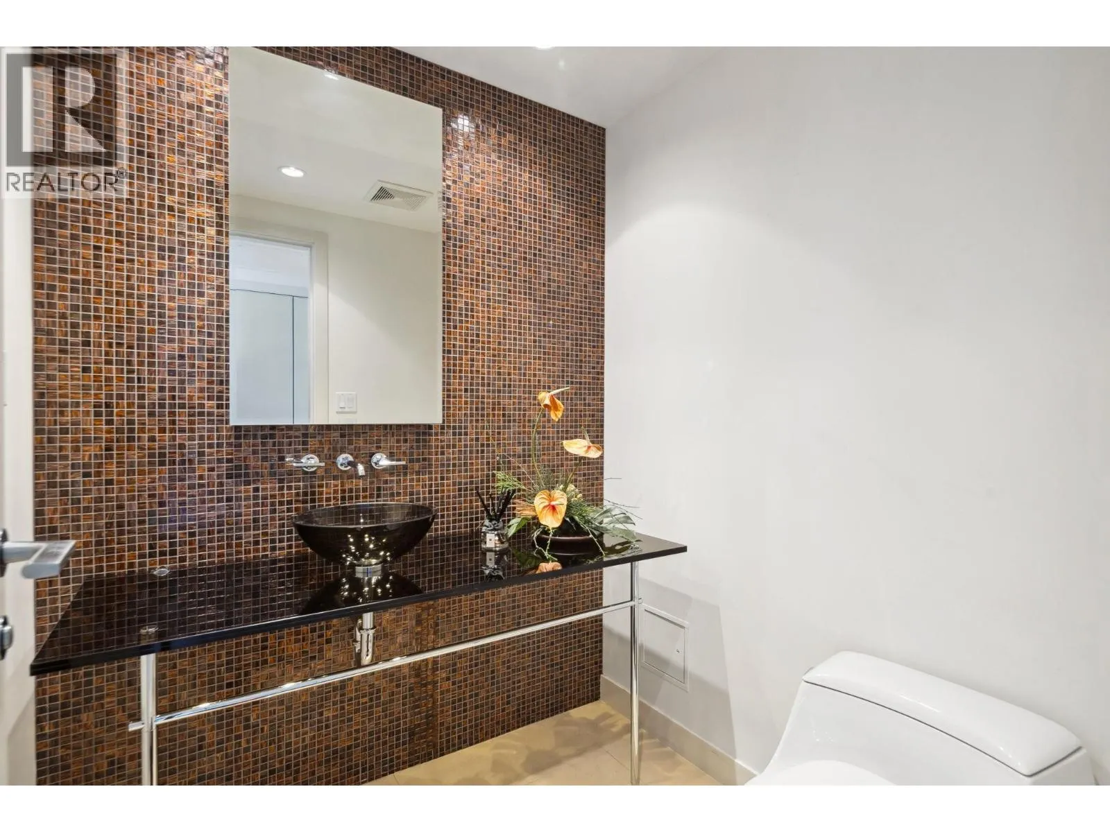 1401 1139 W CORDOVA STREET