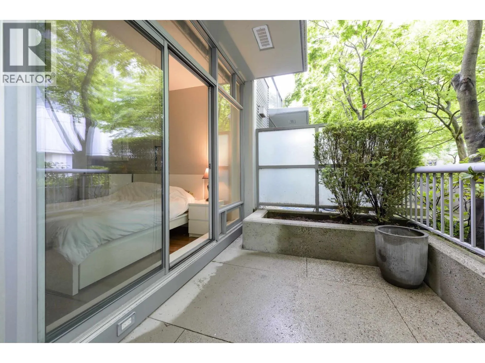 128 DUNSMUIR STREET