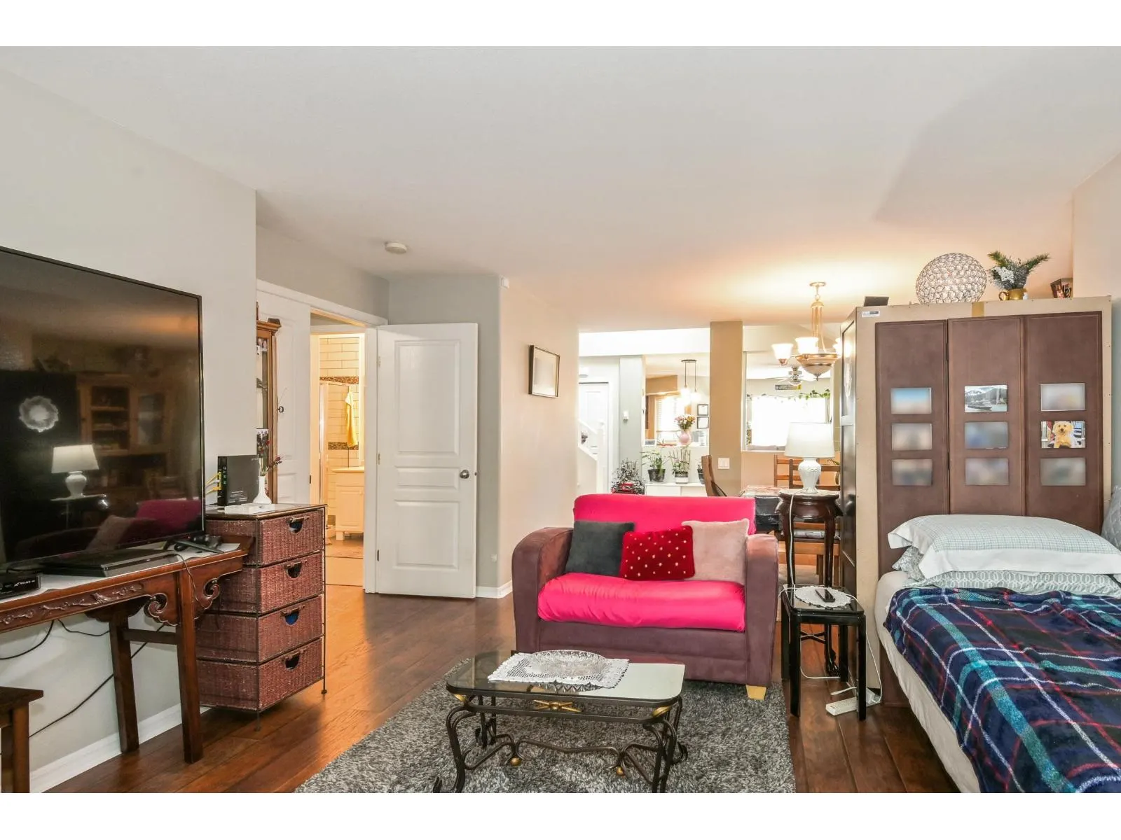 117 31406 UPPER MACLURE ROAD