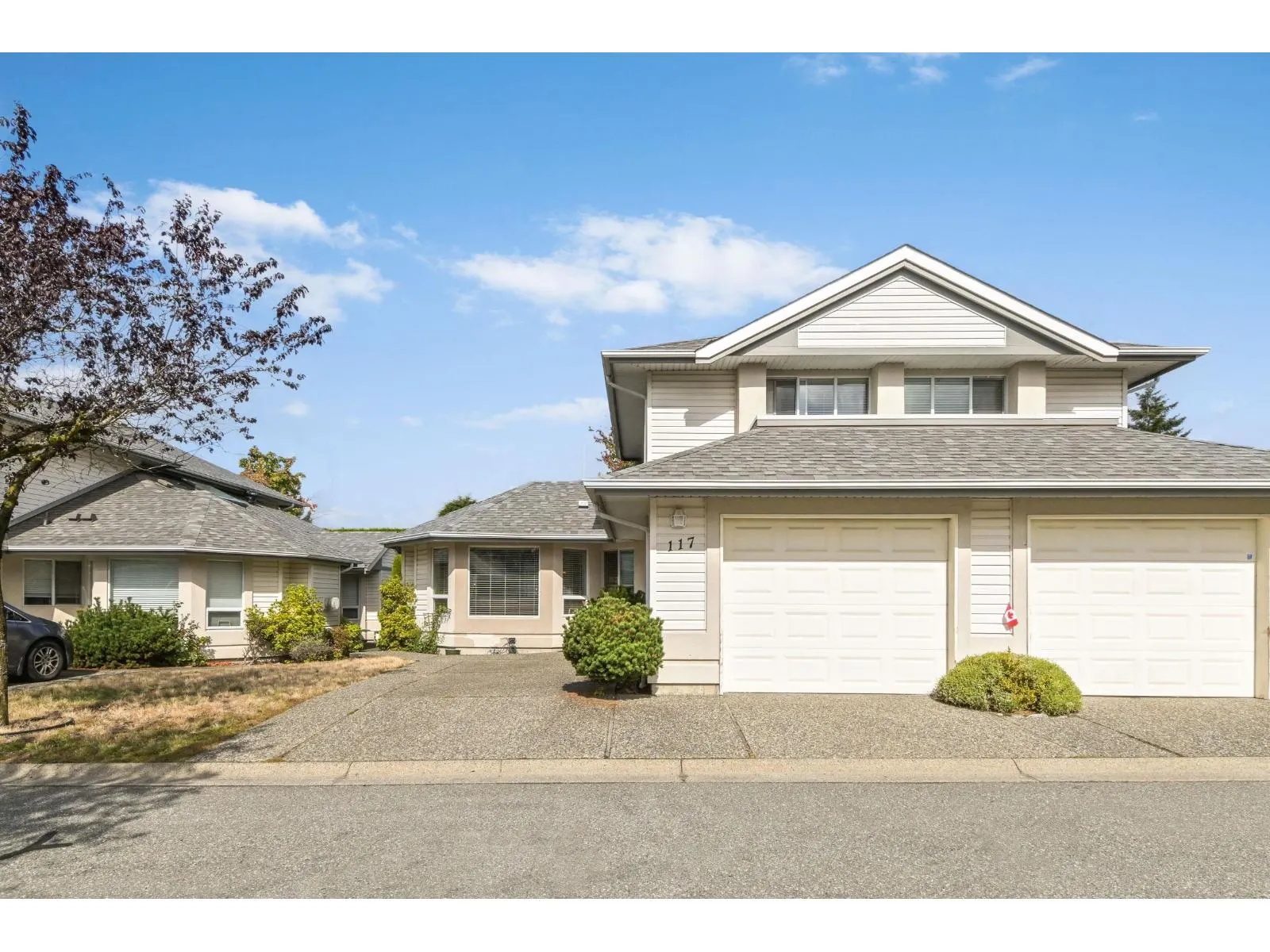 117 31406 UPPER MACLURE ROAD