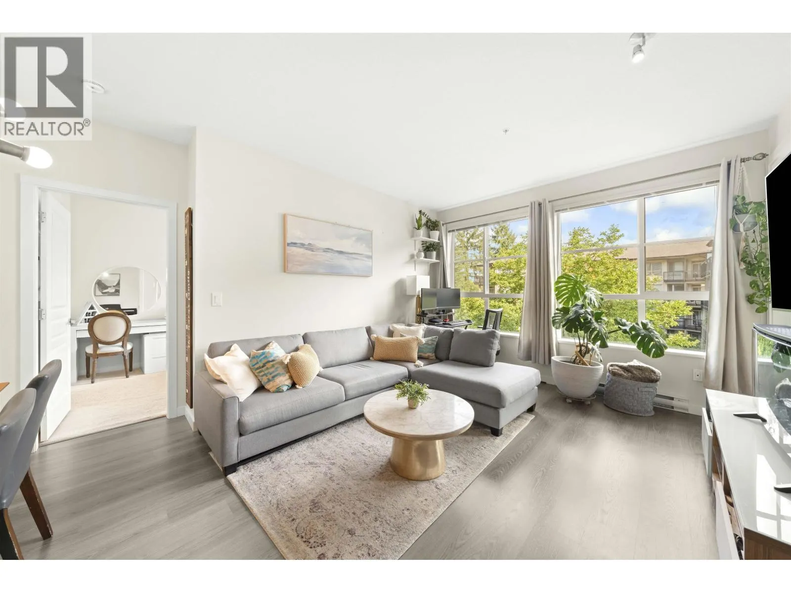 306 1152 WINDSOR MEWS