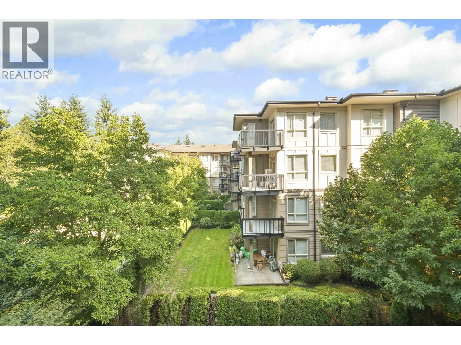 306 1152 WINDSOR MEWS