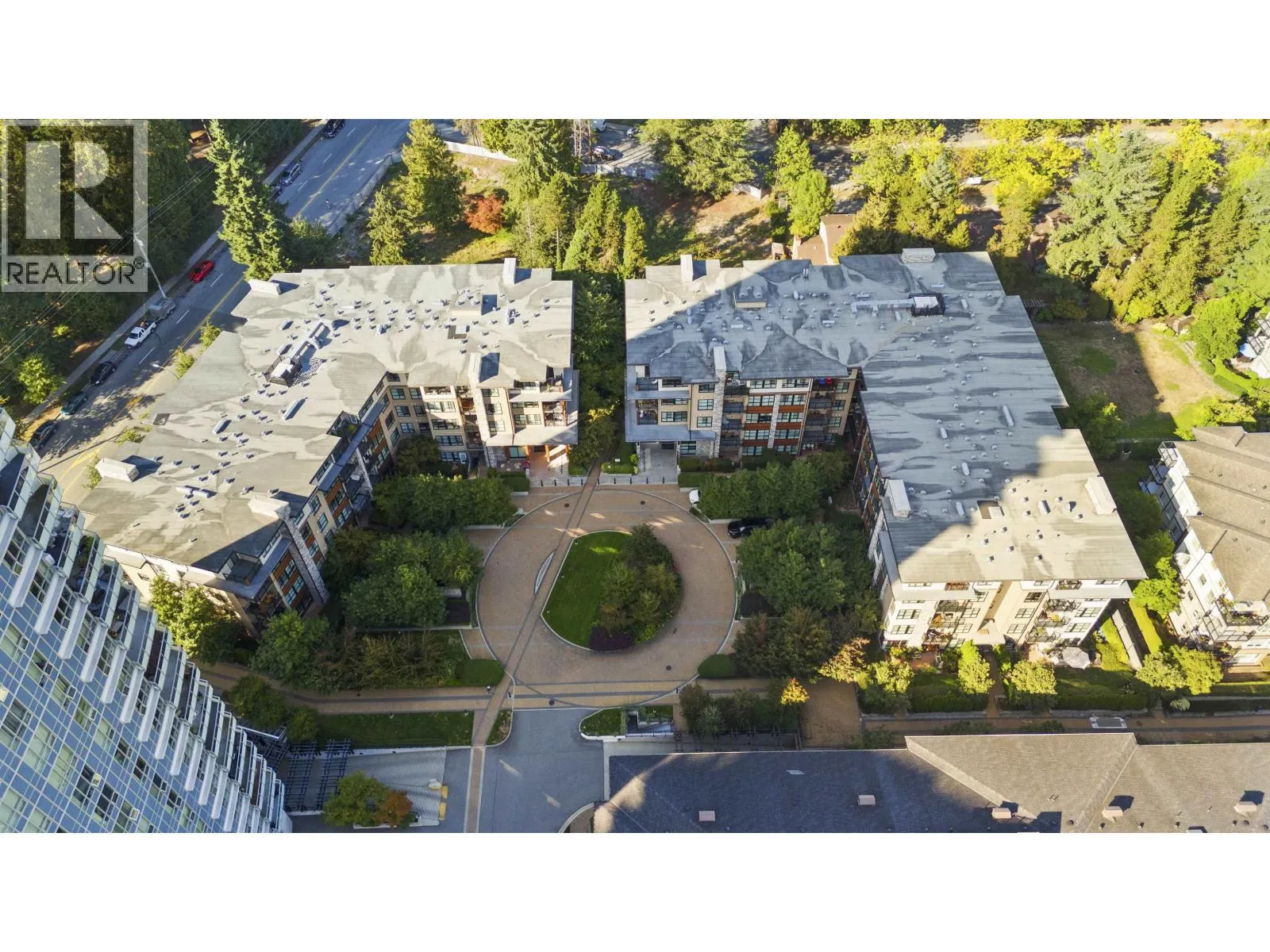306 1152 WINDSOR MEWS