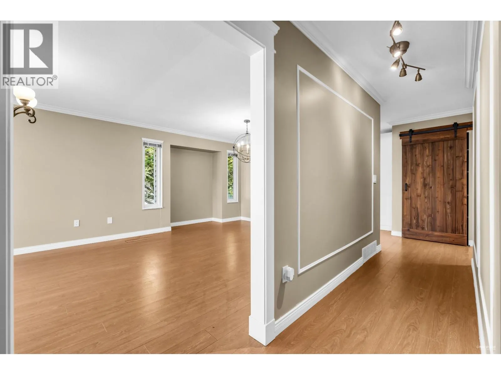 12150 CHESTNUT CRESCENT