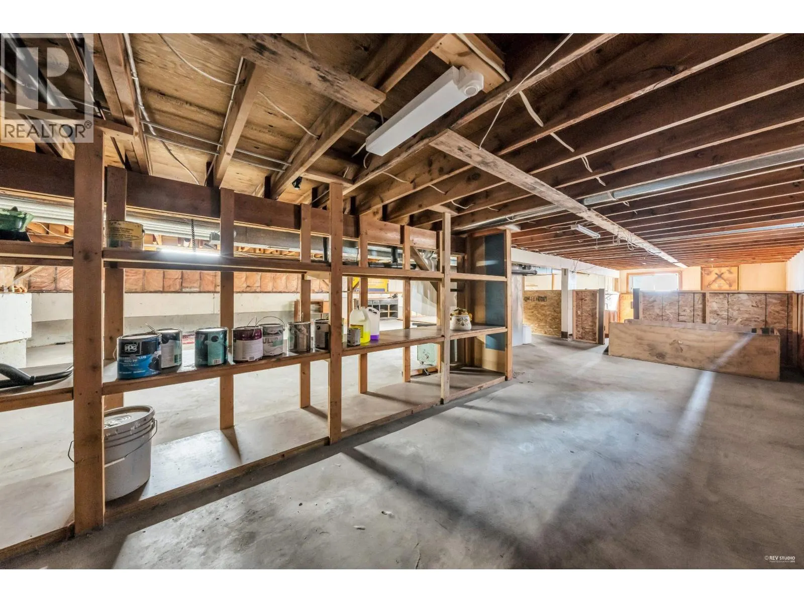12150 CHESTNUT CRESCENT