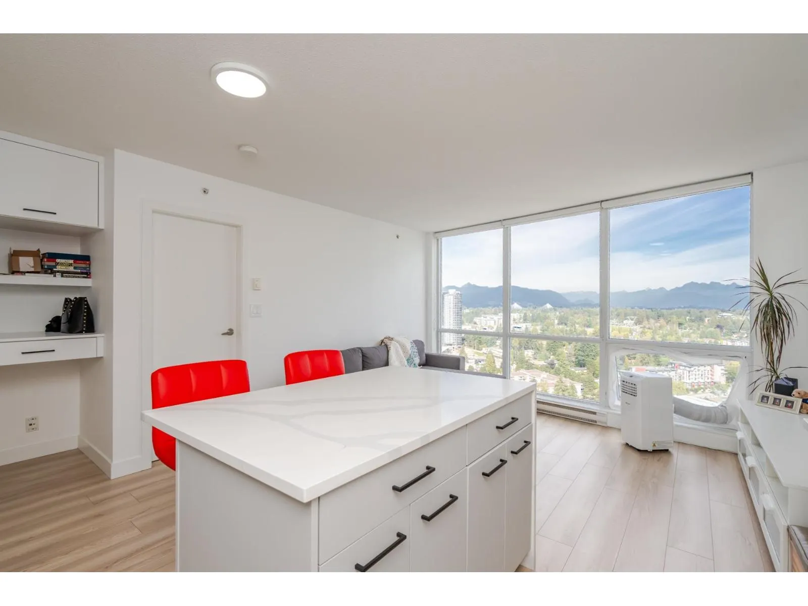 3106 13618 100 AVENUE