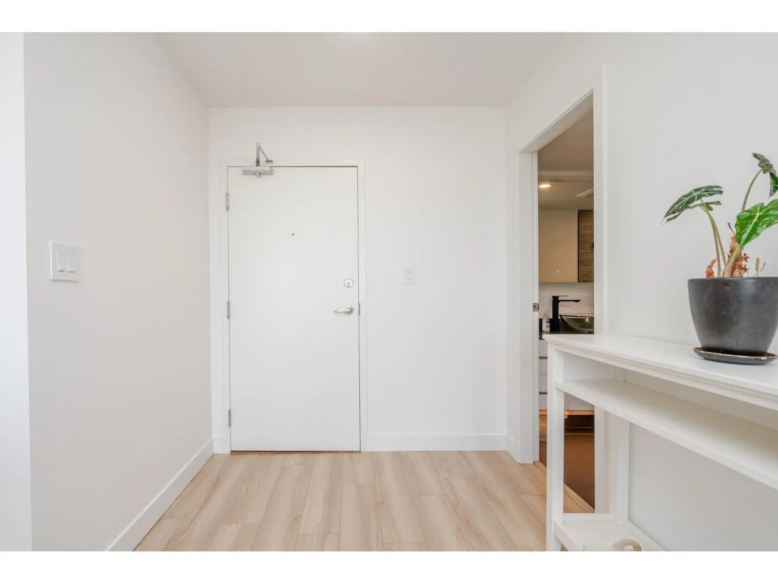 3106 13618 100 AVENUE