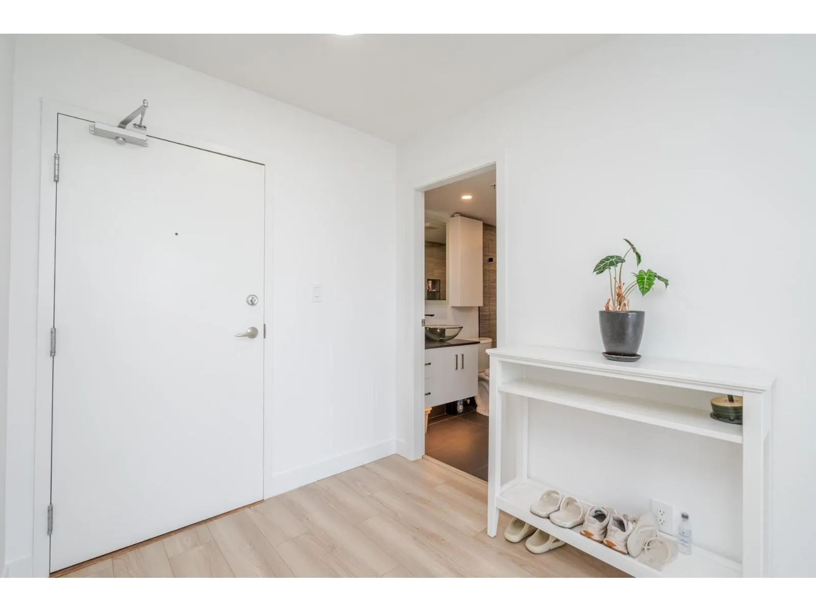 3106 13618 100 AVENUE