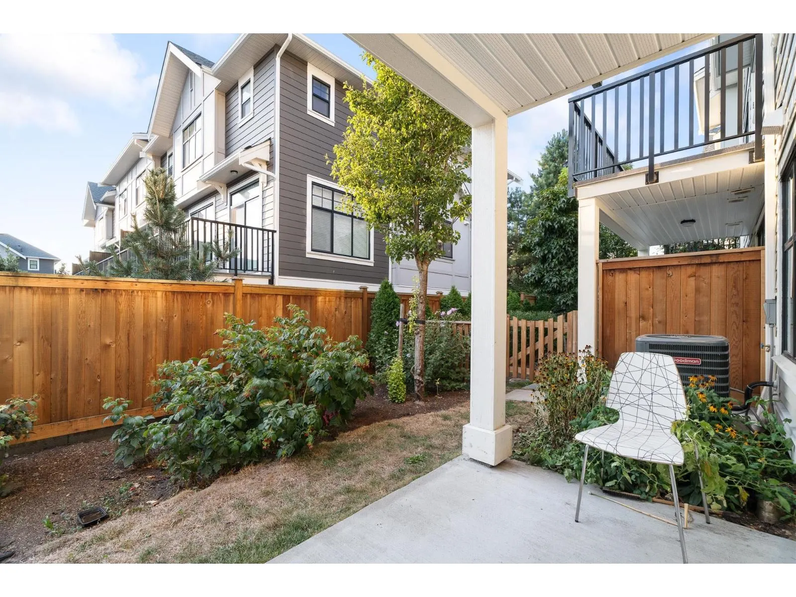 17 20327 72B AVENUE