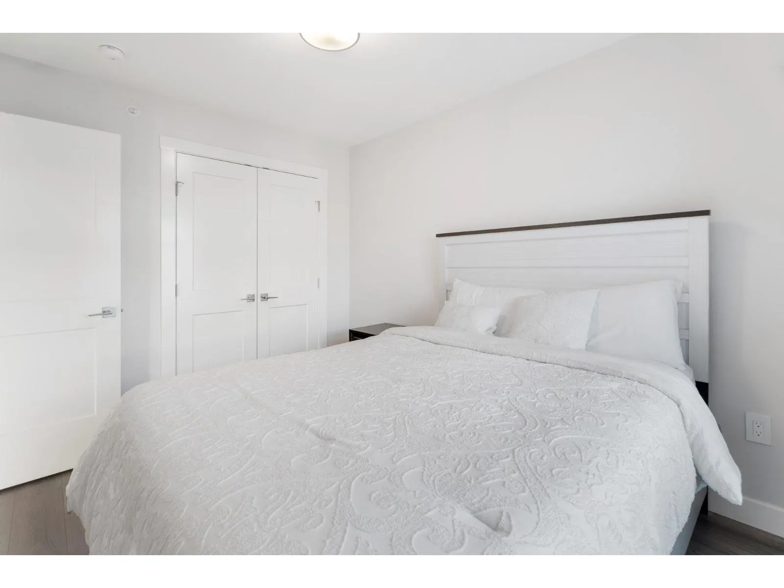 17 20327 72B AVENUE