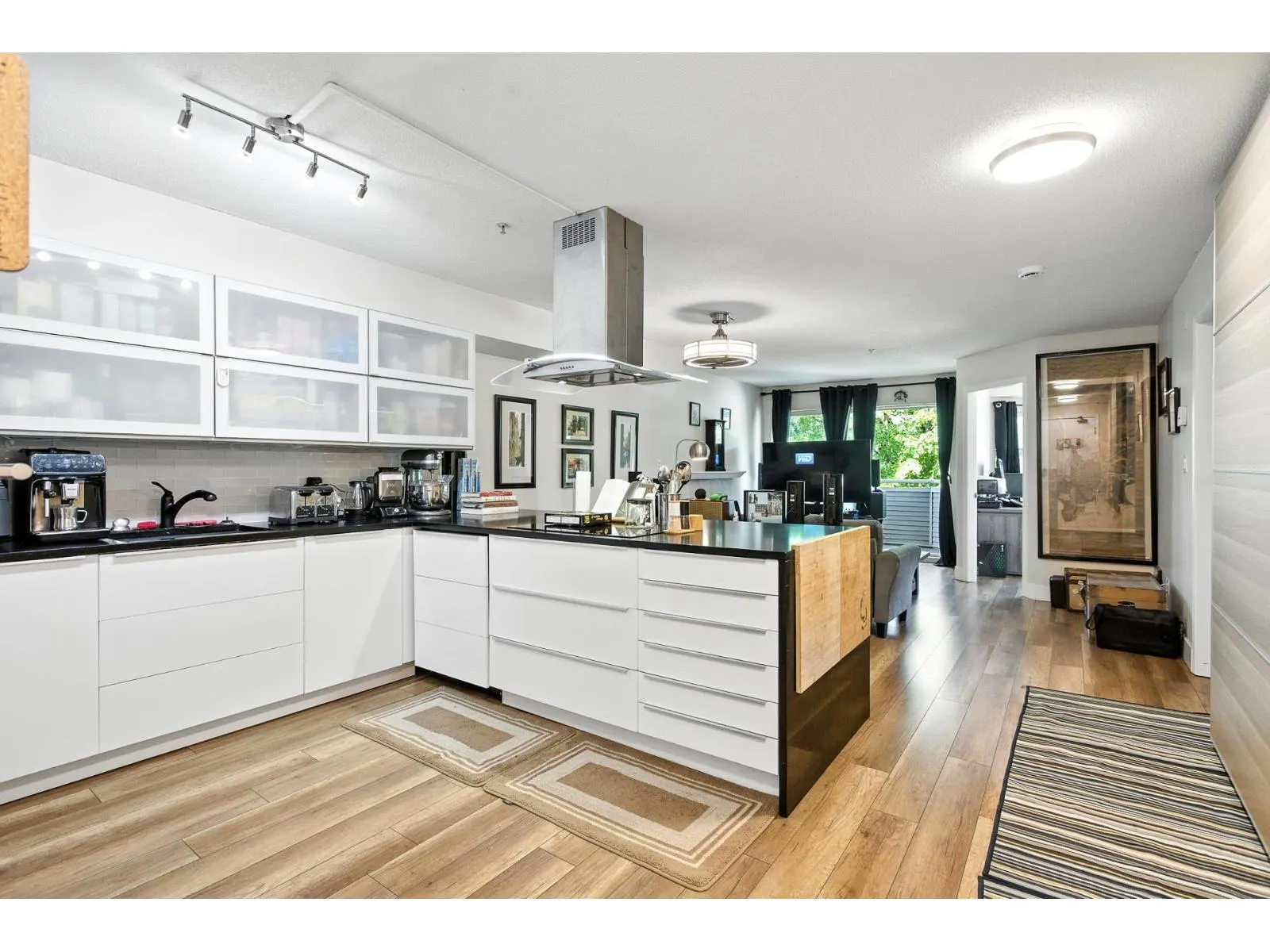 312 12160 80 AVENUE