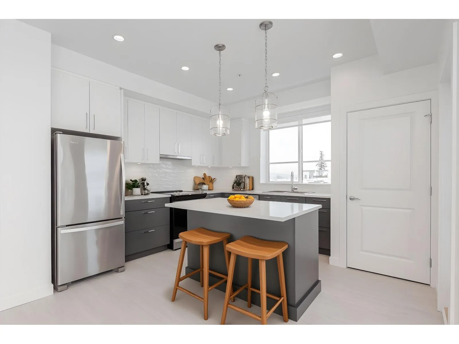 B403 20834 80 AVENUE