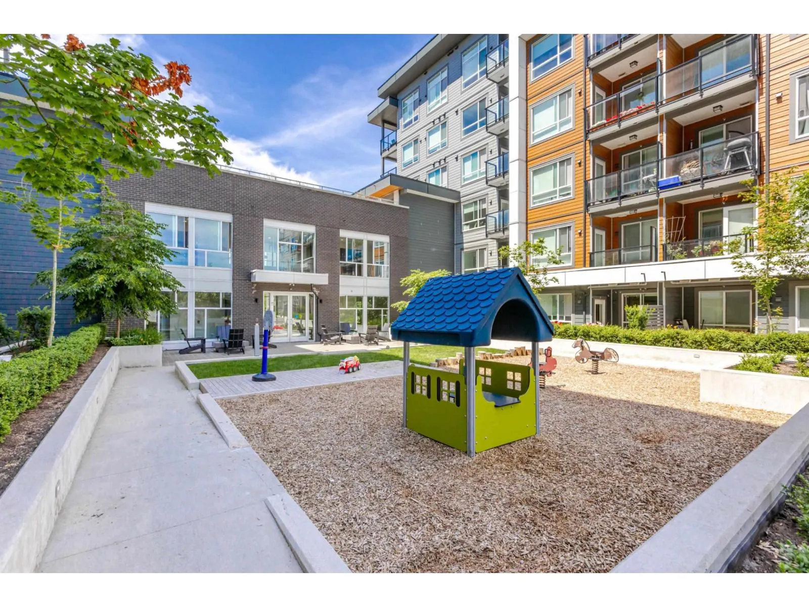 B403 20834 80 AVENUE