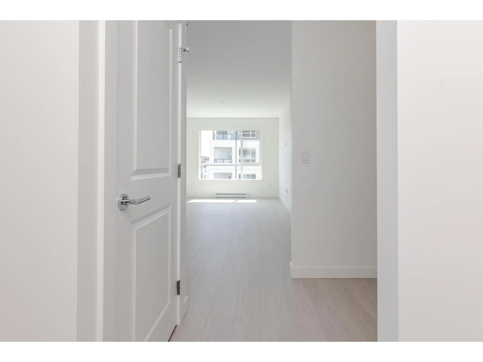B403 20834 80 AVENUE