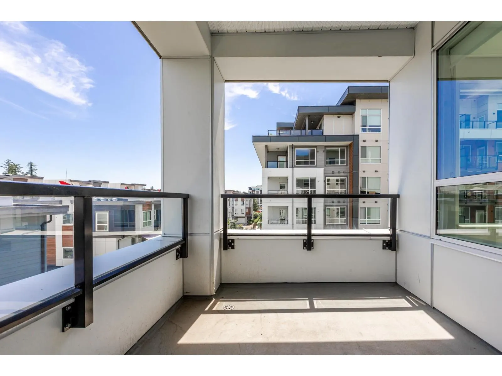 B403 20834 80 AVENUE