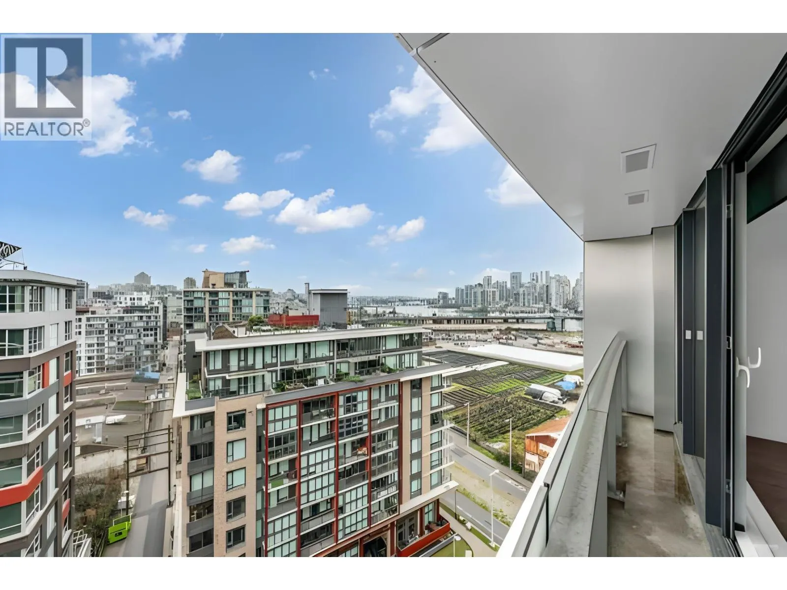 1302 1768 COOK STREET