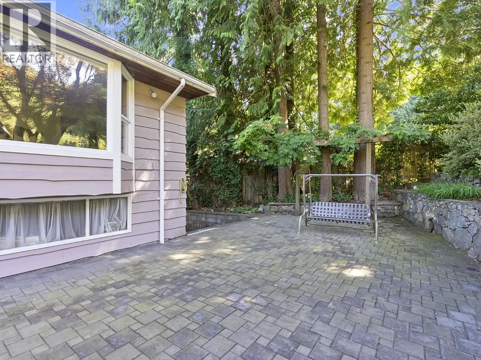 475 SOUTHBOROUGH DRIVE