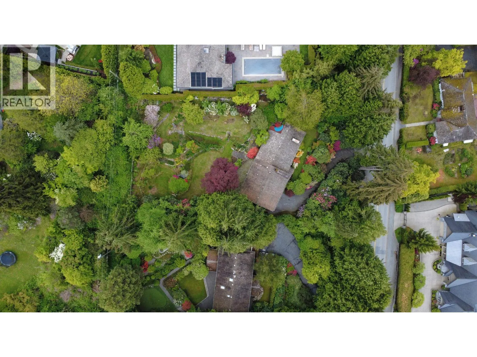 475 SOUTHBOROUGH DRIVE