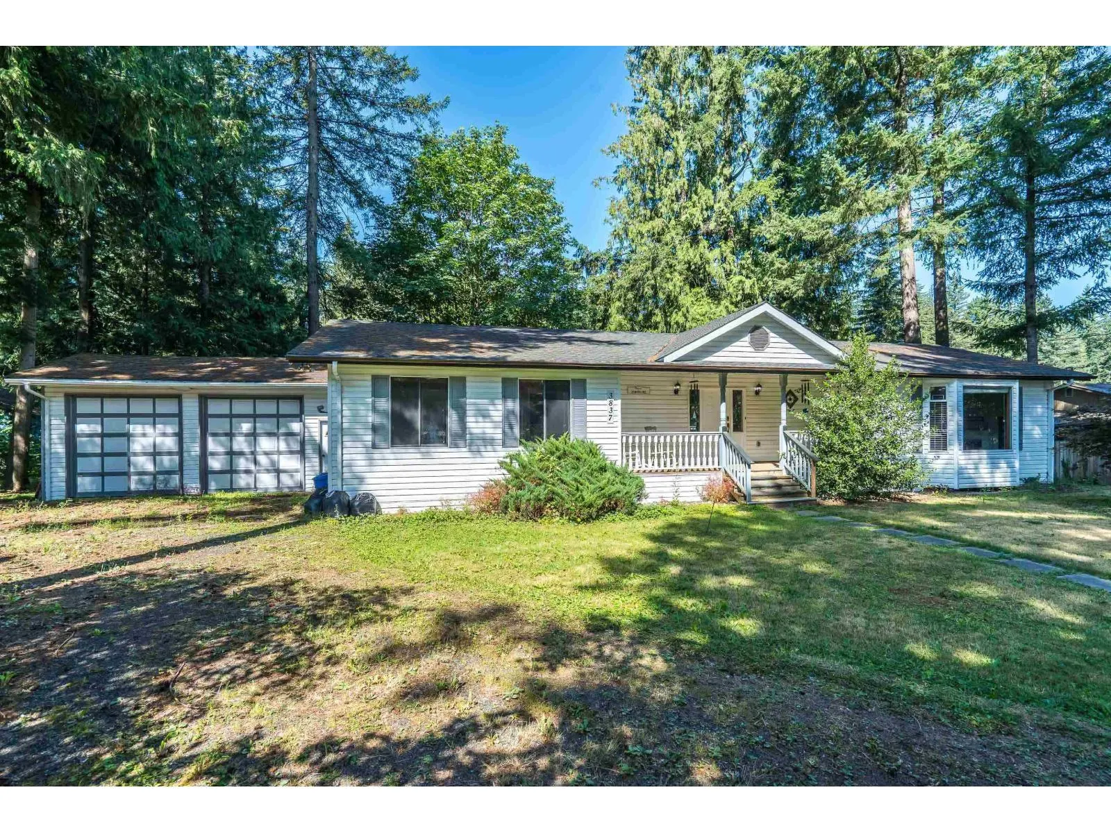 3837 KAREN DRIVE|Cultus Lake North