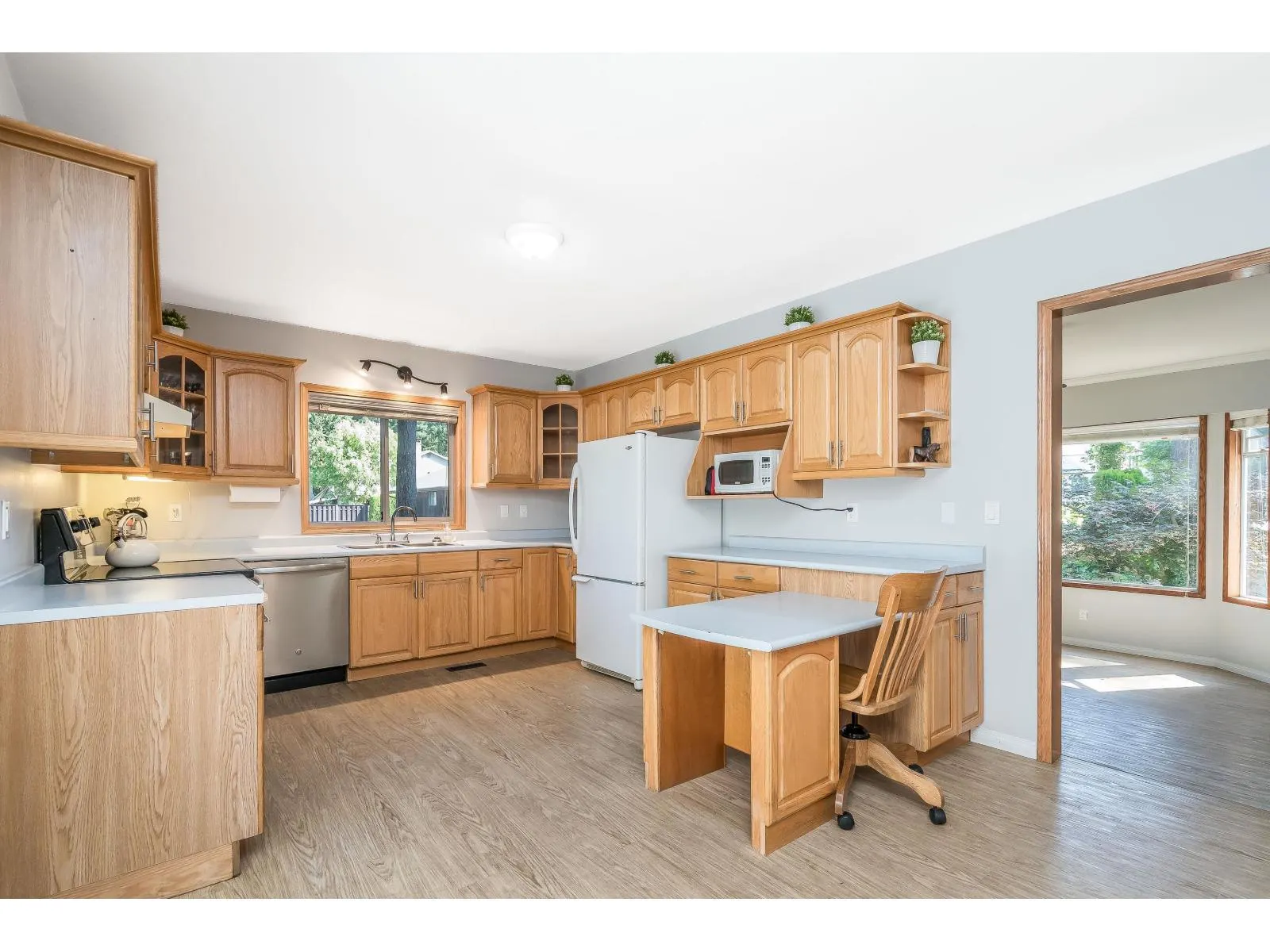 3837 KAREN DRIVE|Cultus Lake North