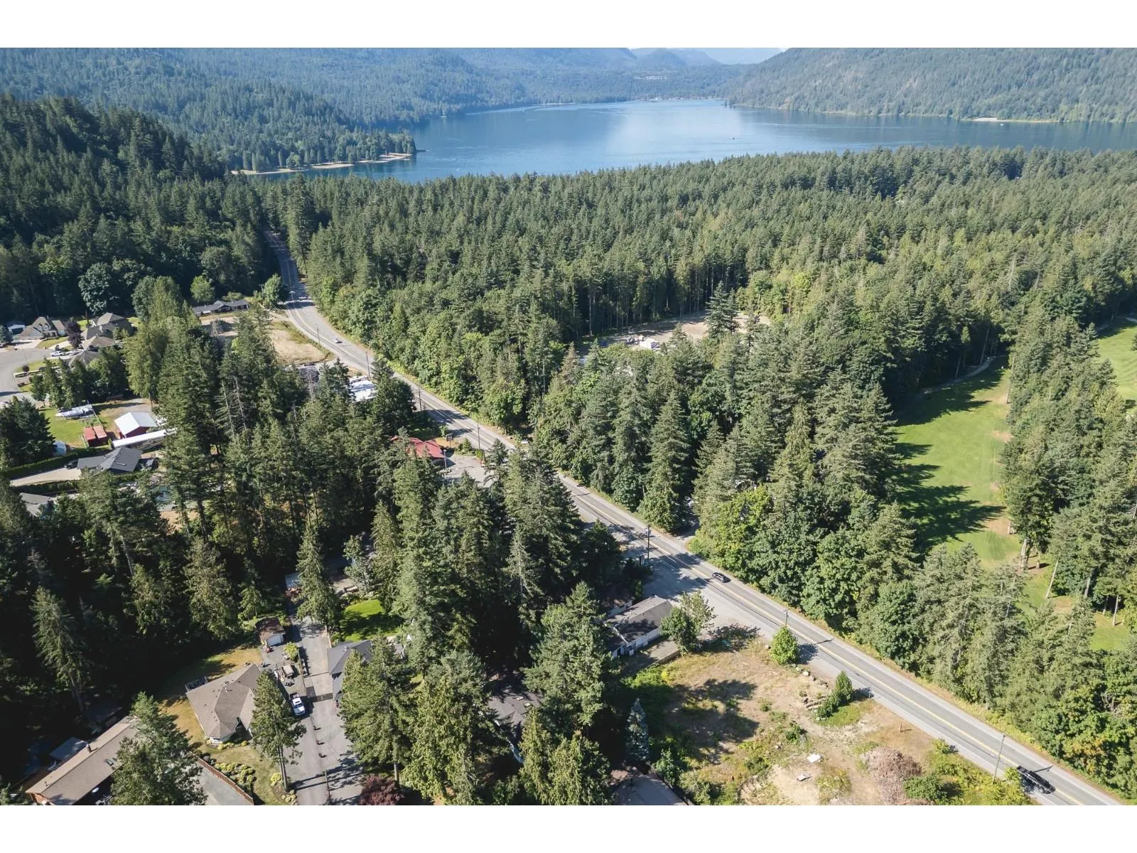 3837 KAREN DRIVE|Cultus Lake North