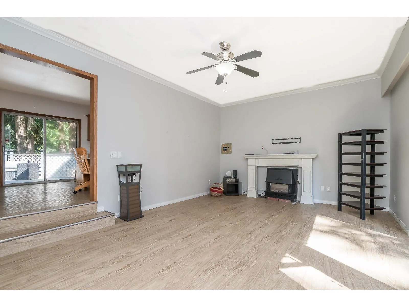 3837 KAREN DRIVE|Cultus Lake North