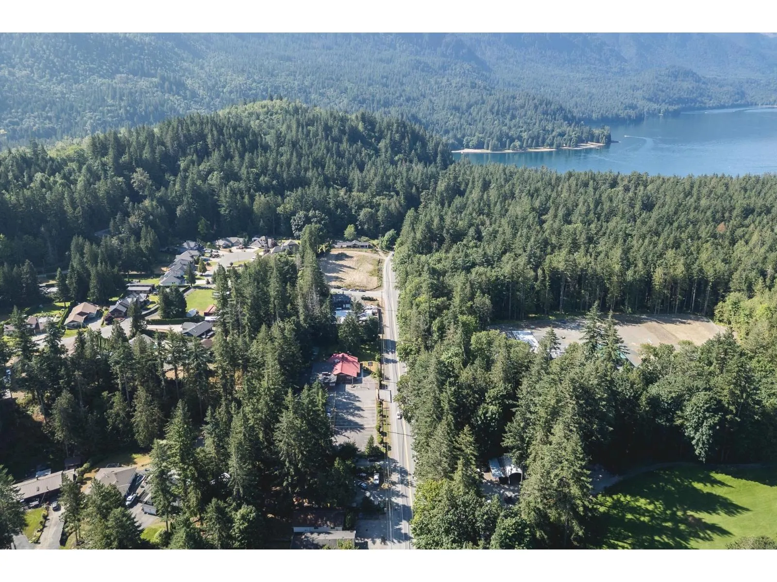 3837 KAREN DRIVE|Cultus Lake North