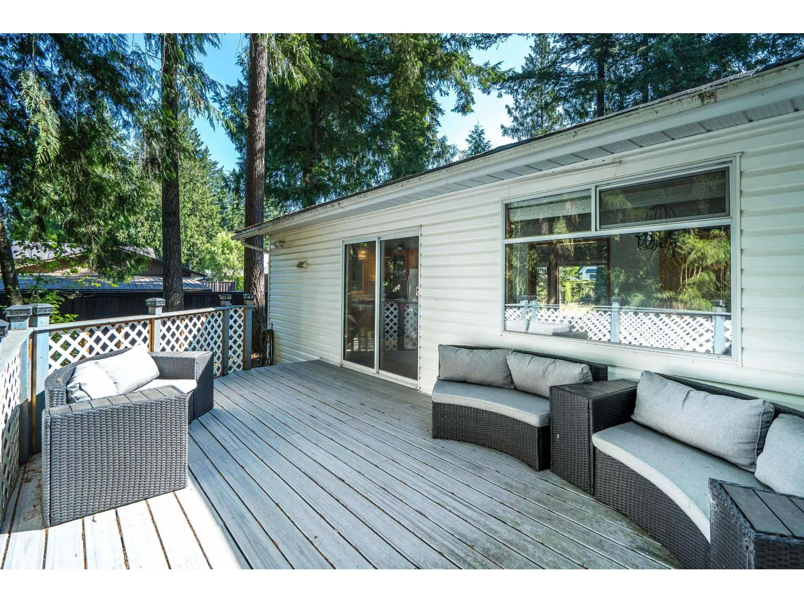 3837 KAREN DRIVE|Cultus Lake North
