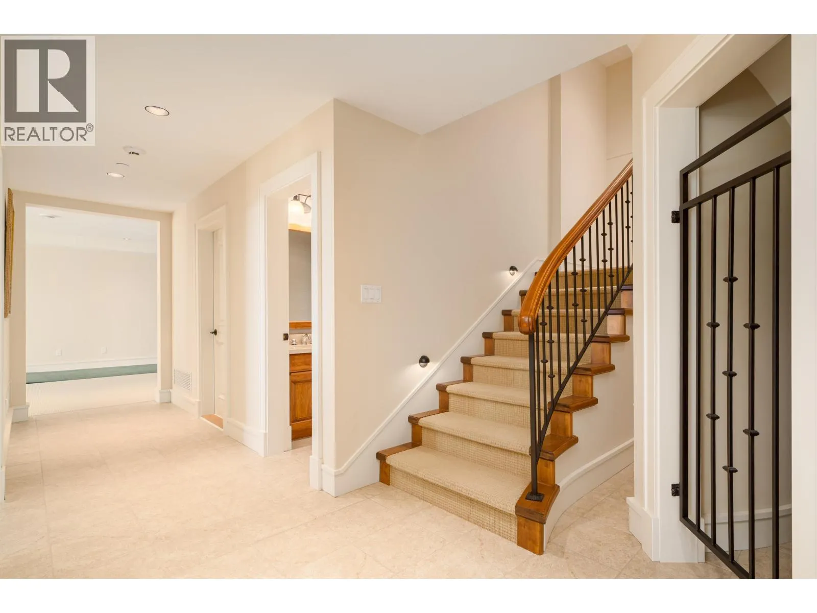 2356 KADLEC COURT