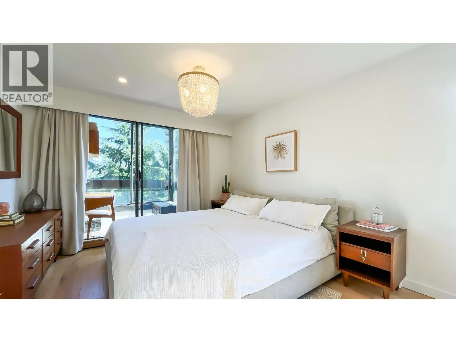 602 1165 BURNABY STREET