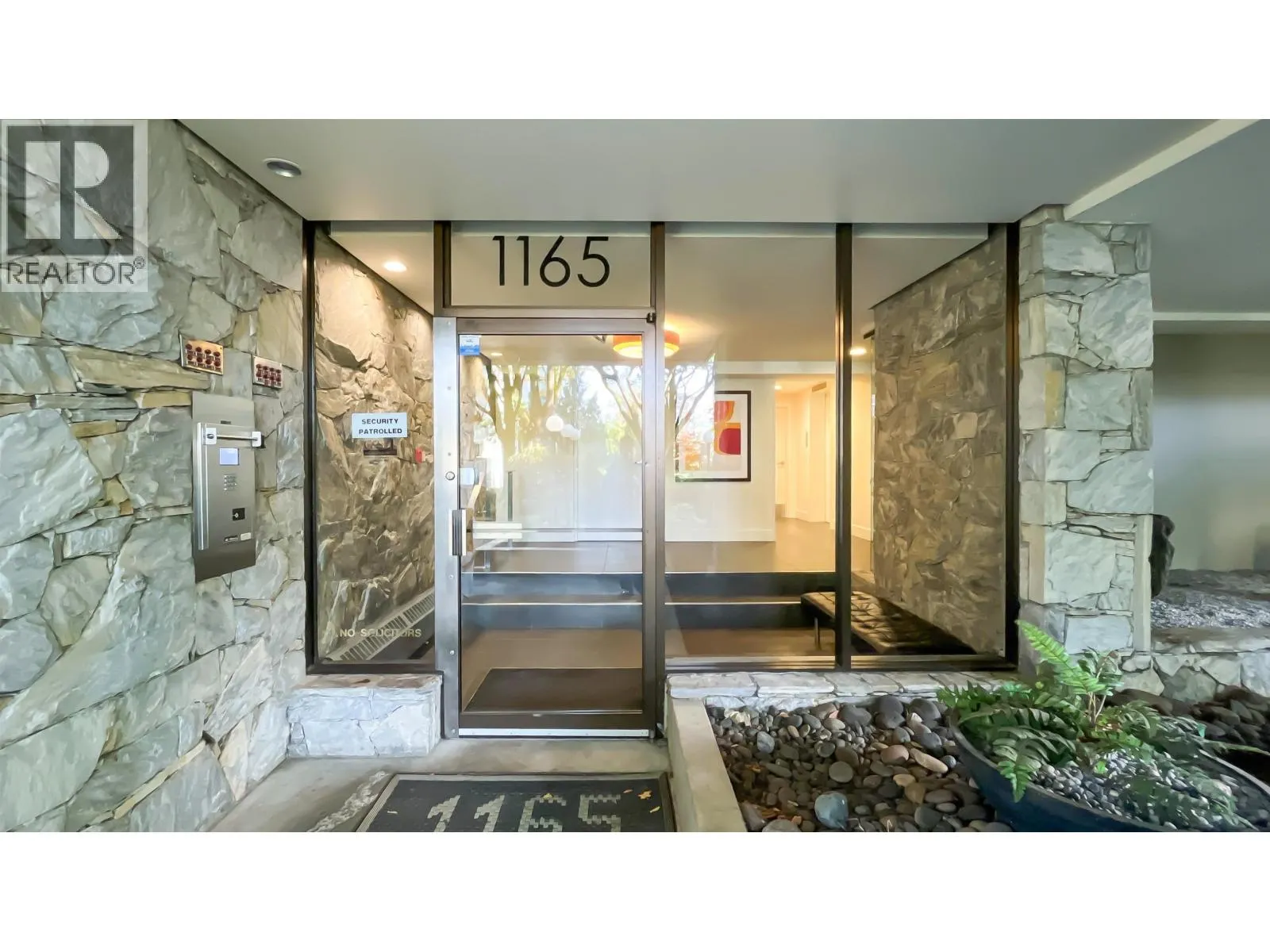 602 1165 BURNABY STREET