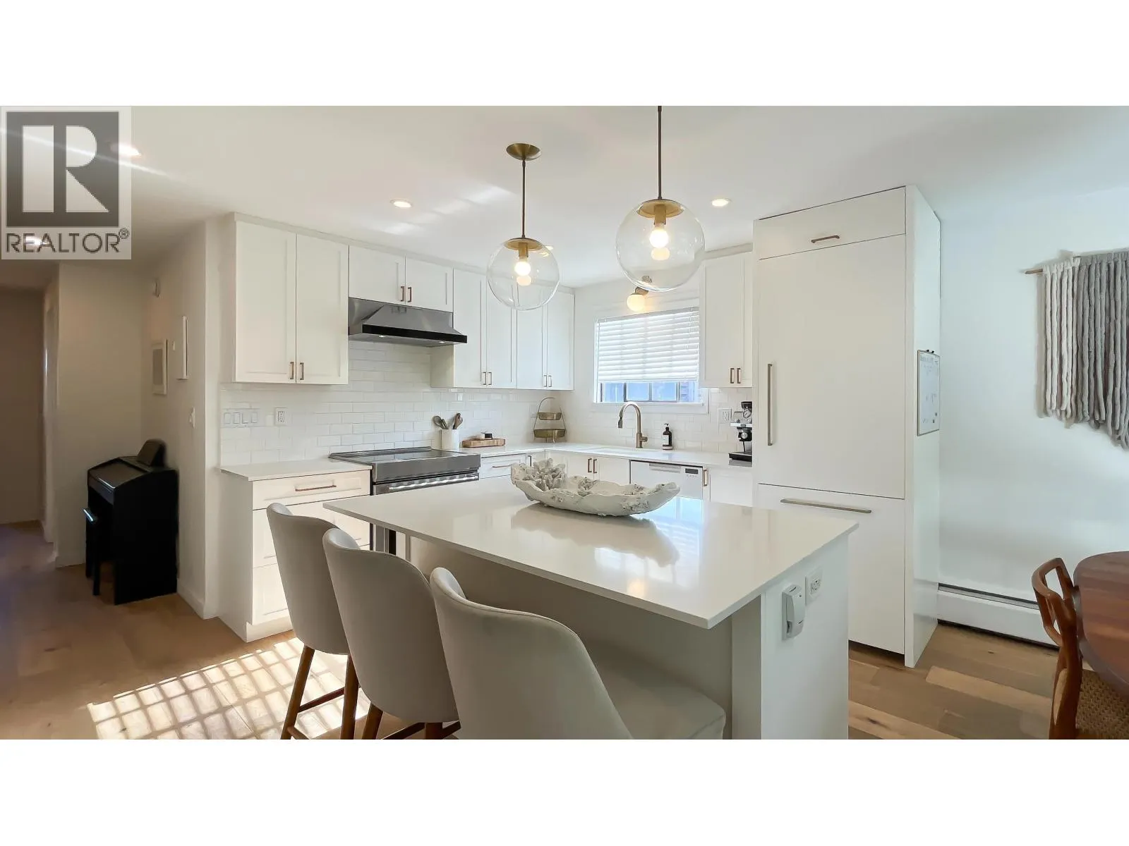 602 1165 BURNABY STREET