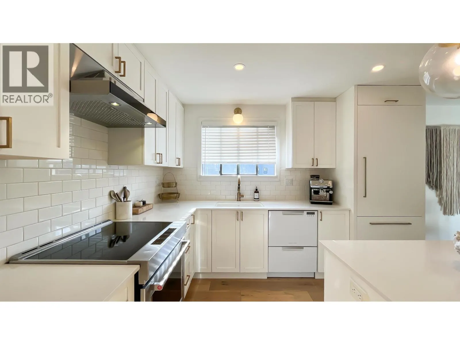 602 1165 BURNABY STREET