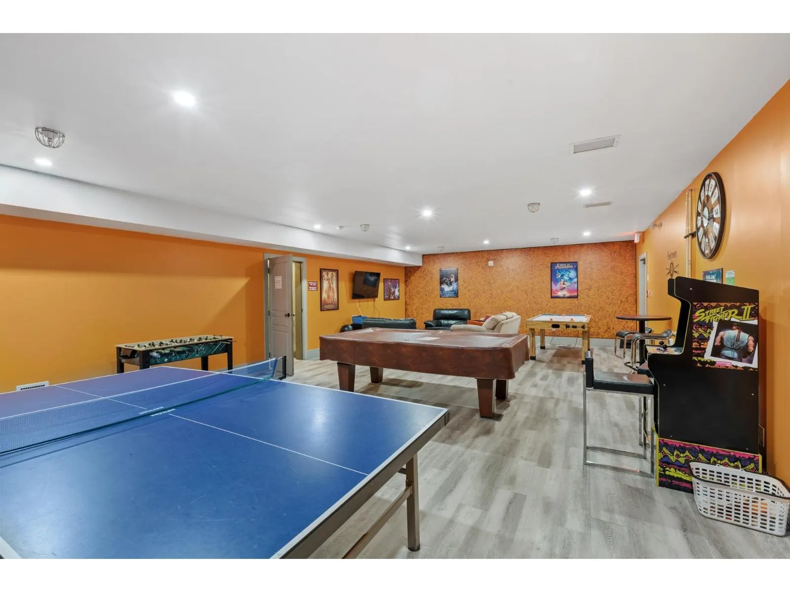 86 6747 203 STREET