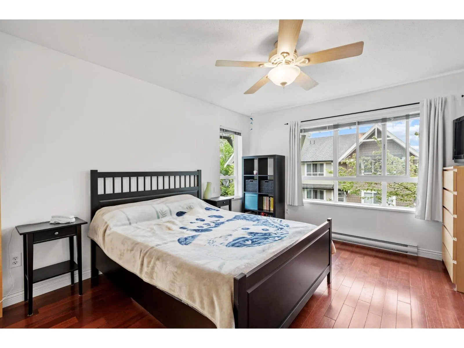 86 6747 203 STREET