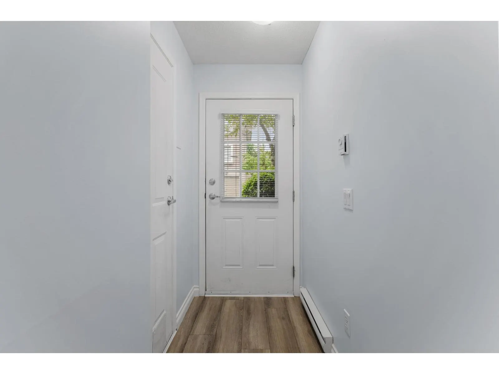 86 6747 203 STREET