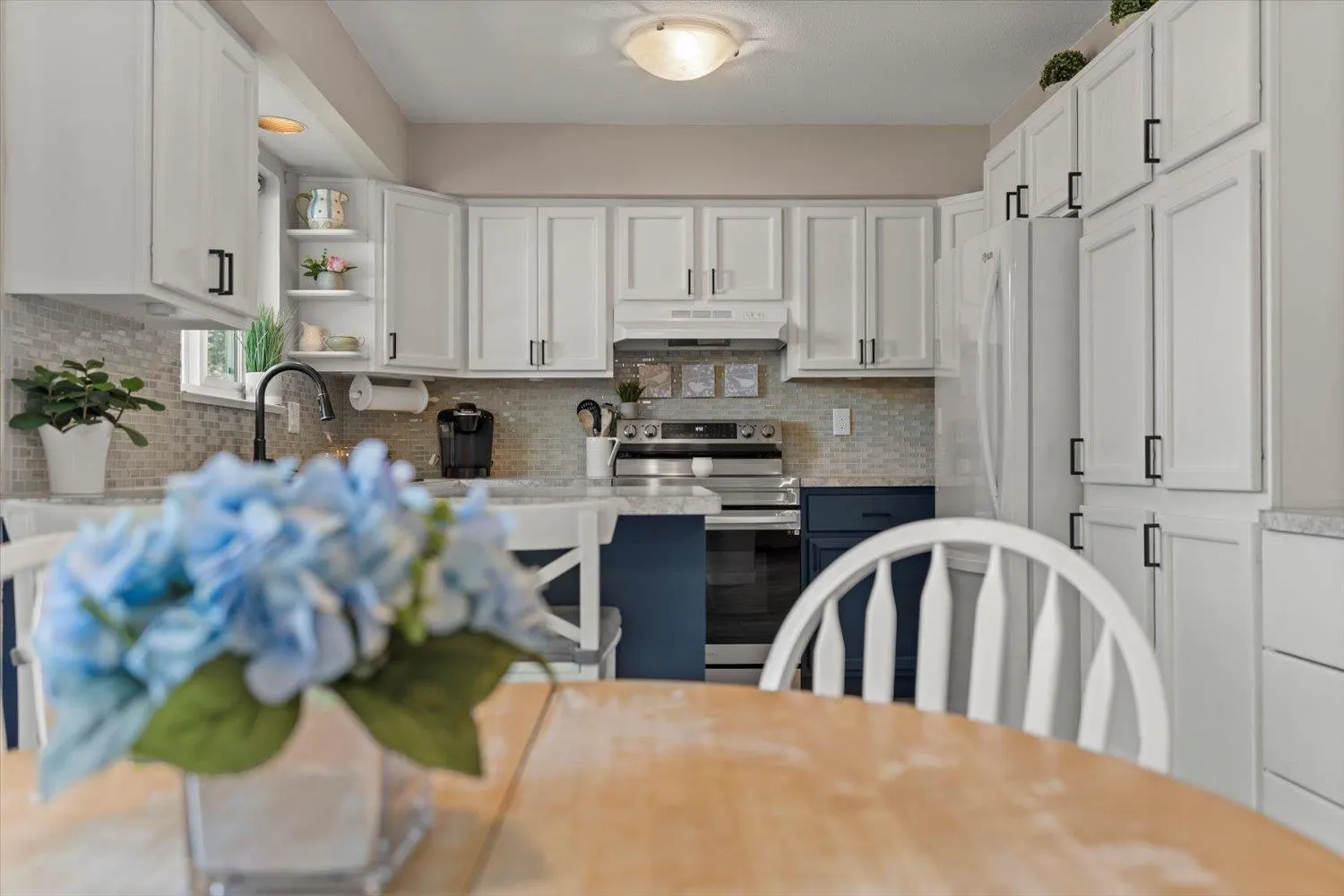 9163 MAVIS STREET|Chilliwack Proper West