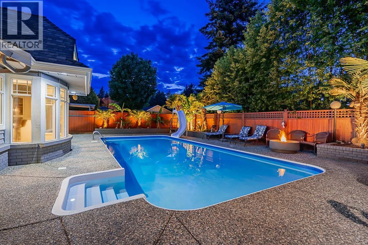 5271 CAMBRIDGE COURT