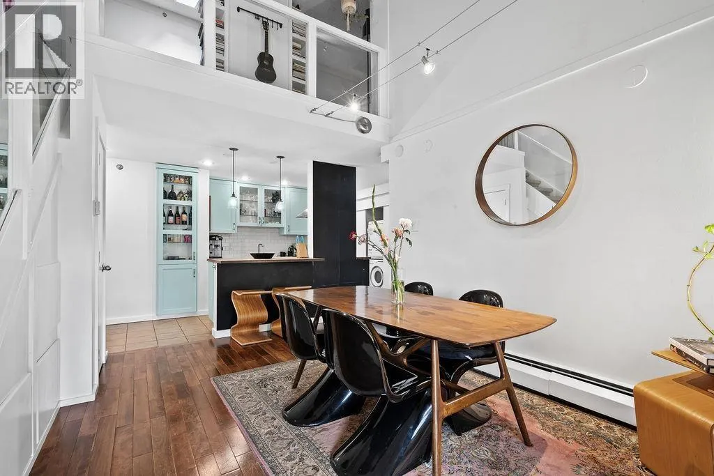 310 1549 KITCHENER STREET