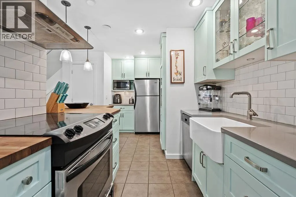 310 1549 KITCHENER STREET