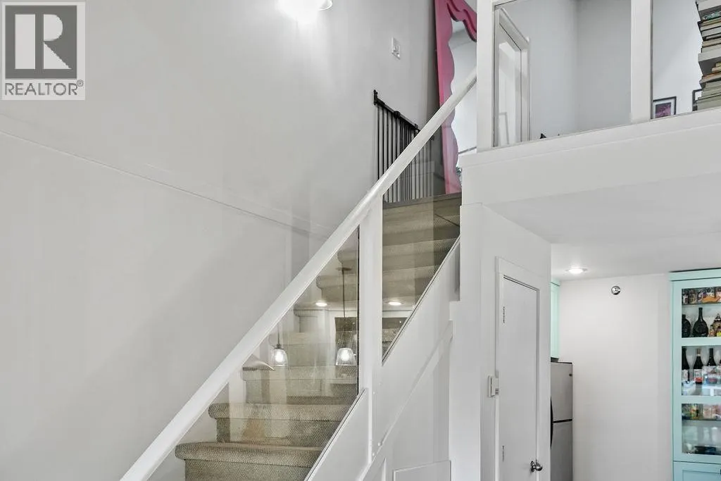 310 1549 KITCHENER STREET