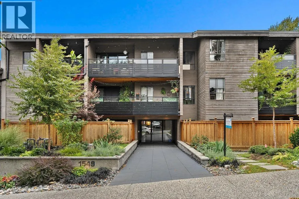 310 1549 KITCHENER STREET
