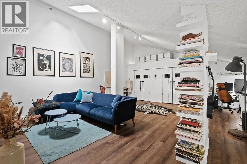 310 1549 KITCHENER STREET