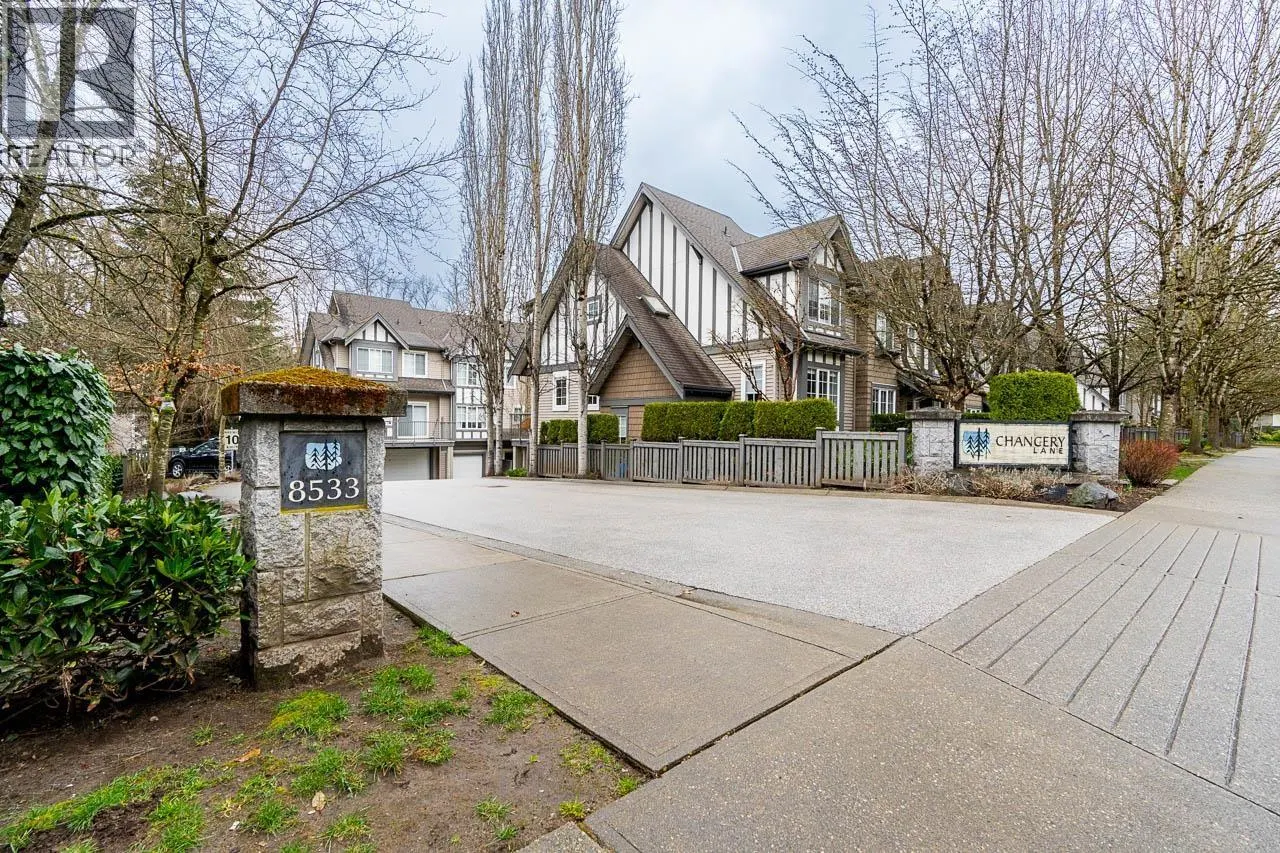 26 8533 CUMBERLAND PLACE