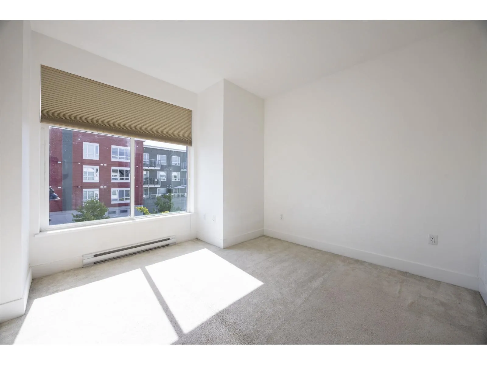 89 17555 57A AVENUE