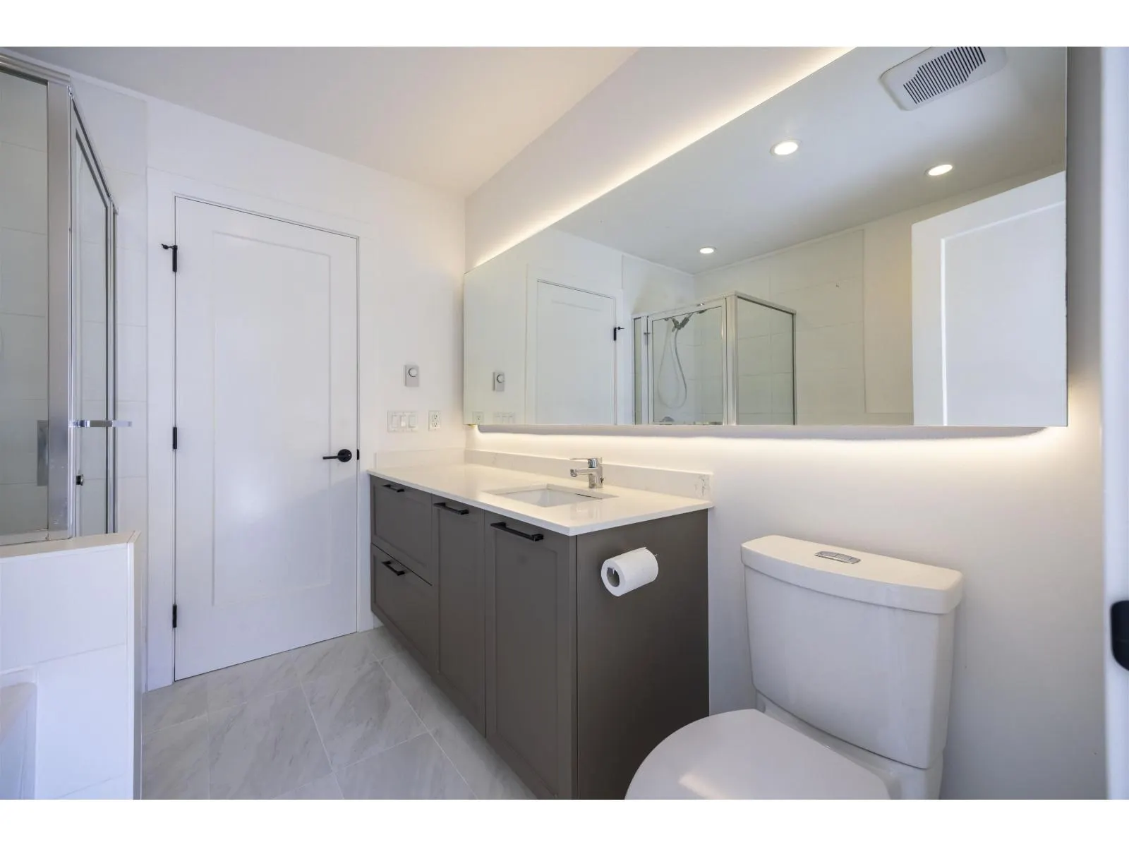 89 17555 57A AVENUE
