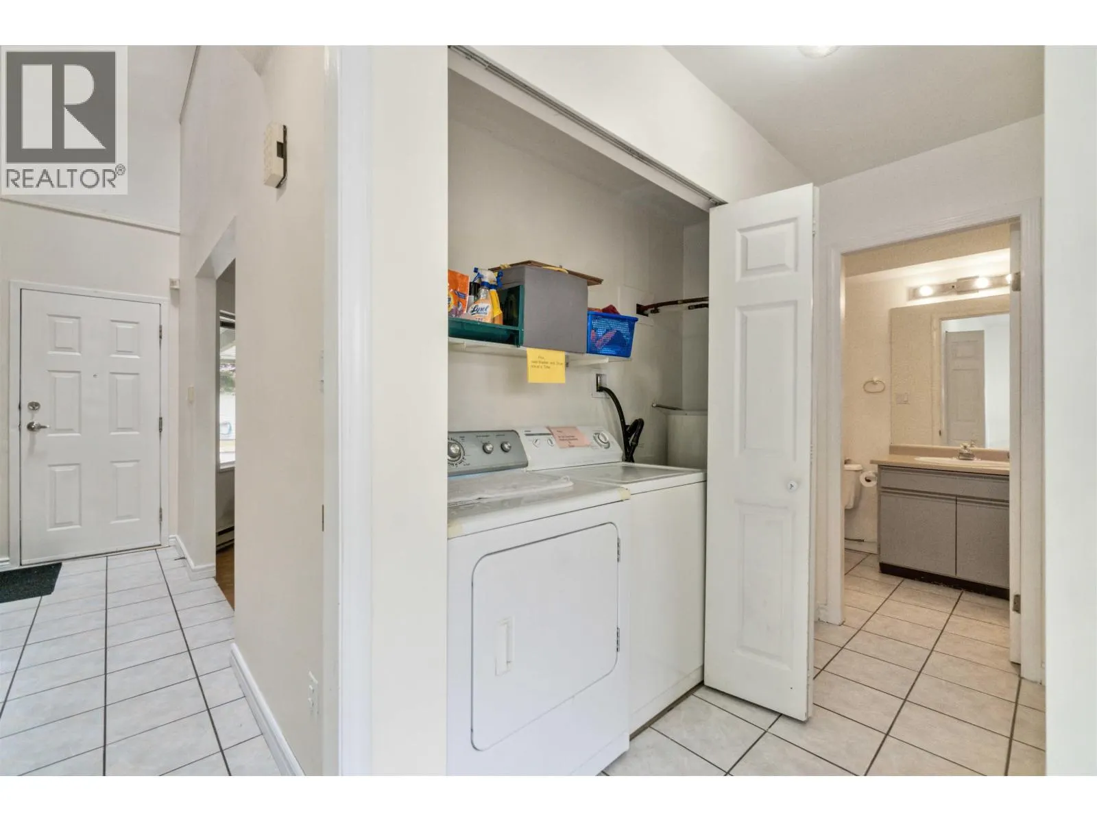 4 7131 GARDEN CITY ROAD
