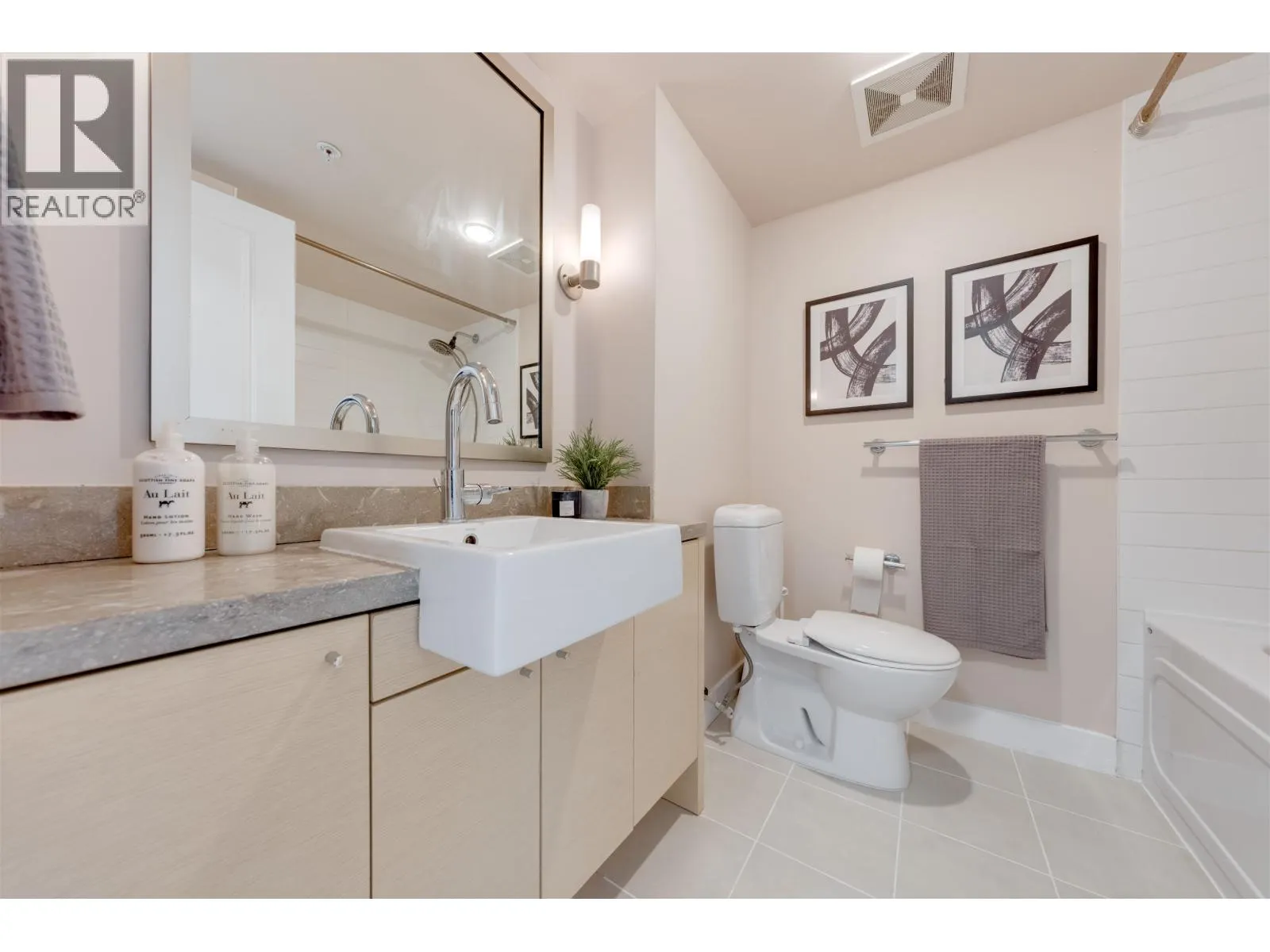 1201 6333 KATSURA STREET